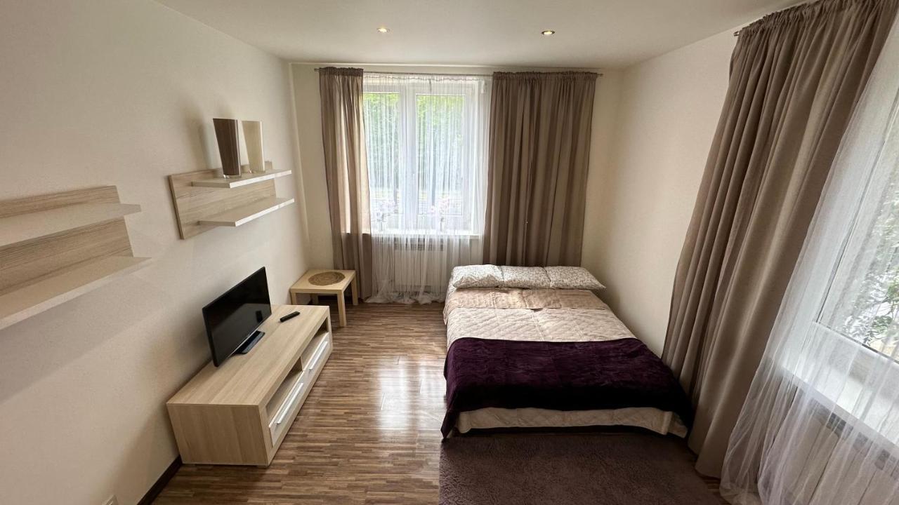 In - Wlokniarzy Lodz (Lodz)